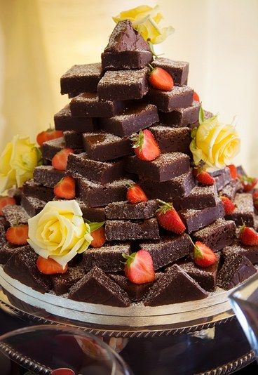 Torte Nuziali: basta con il solito dolce. 30 idee davvero originali