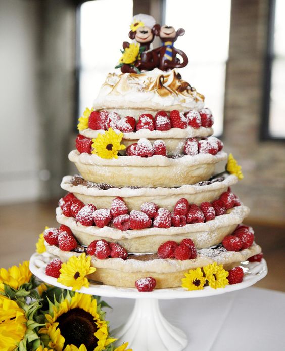 Torte Nuziali: basta con il solito dolce. 30 idee davvero originali