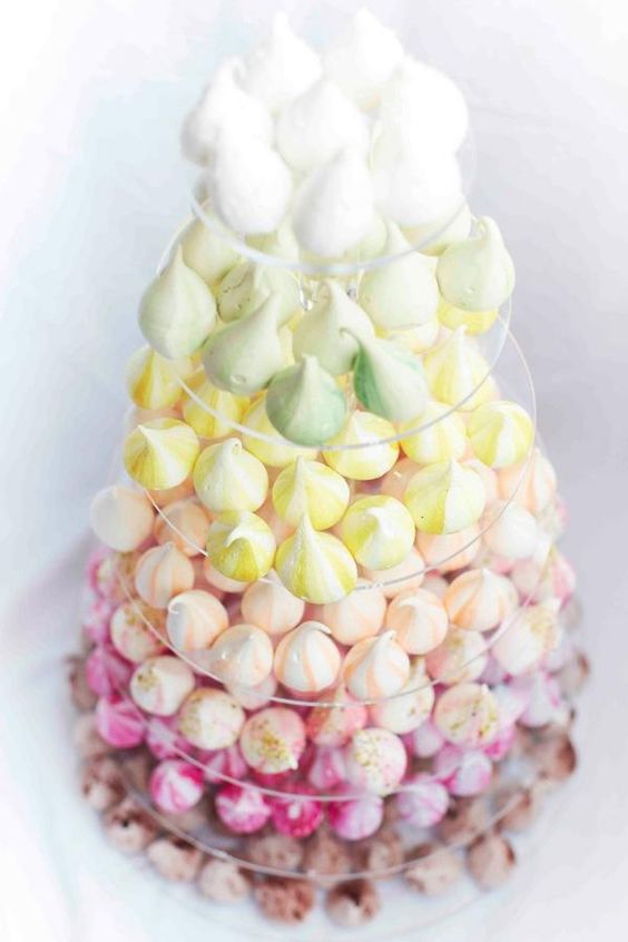Torte Nuziali: basta con il solito dolce. 30 idee davvero originali