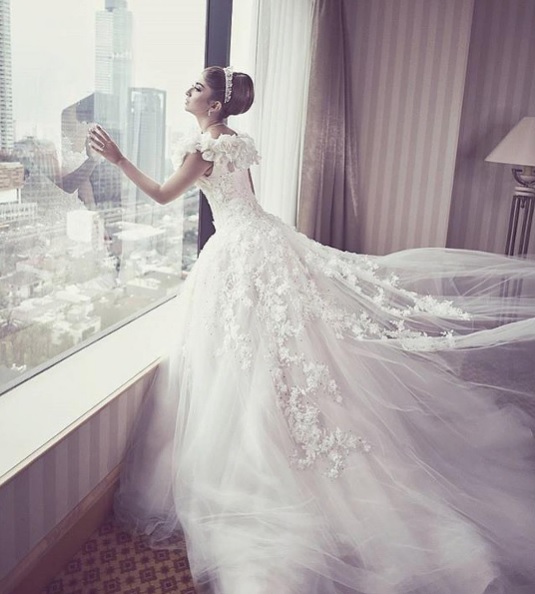 Perché questo è il vestito da sposa più amato su Instagram