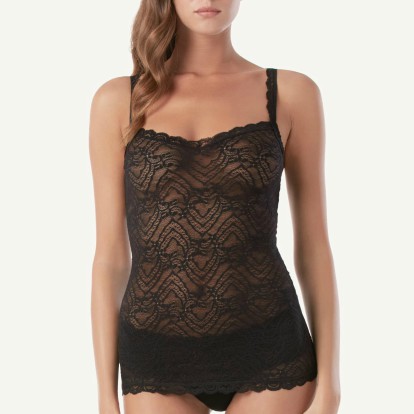 Canottiera is... sexy! 12 modelli che stanno bene a tutte