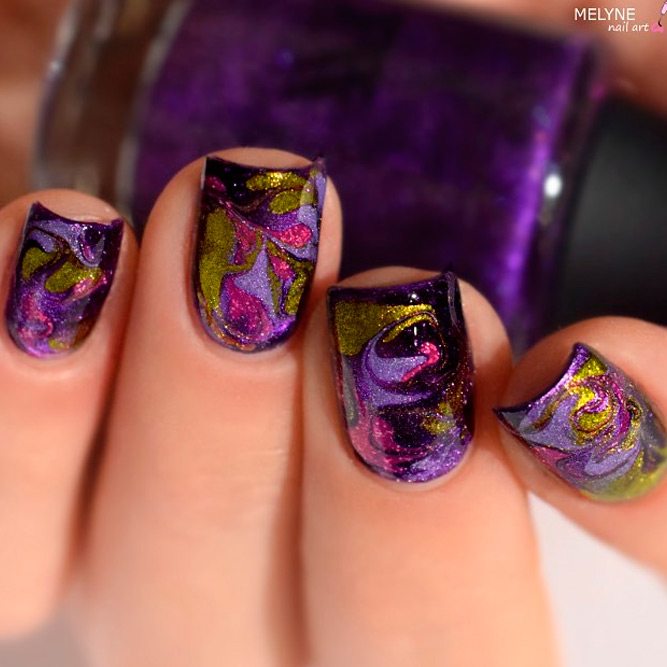 Sono tornate le unghie quadrate e queste sono le nail art più belle