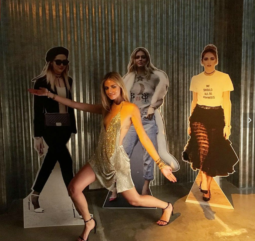 Il party di Chiara Ferragni, tra ex, Fedez e quei vestiti... dopo le prove di "maternità"