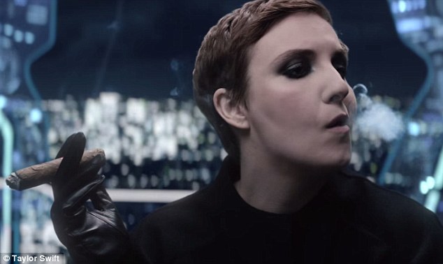 Lena Dunham: "Trovarsi calva per una malattia autoimmune"