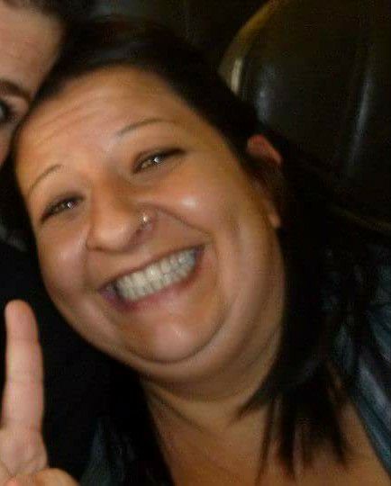 Il suicidio di dj Stefano e quelle foto sorridenti sui social, con la morte nel cuore