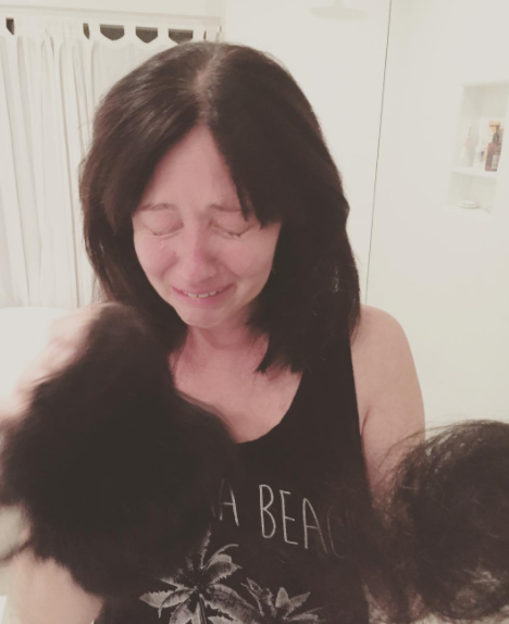 Shannen Doherty, il dolore e il coraggio della lotta contro il cancro