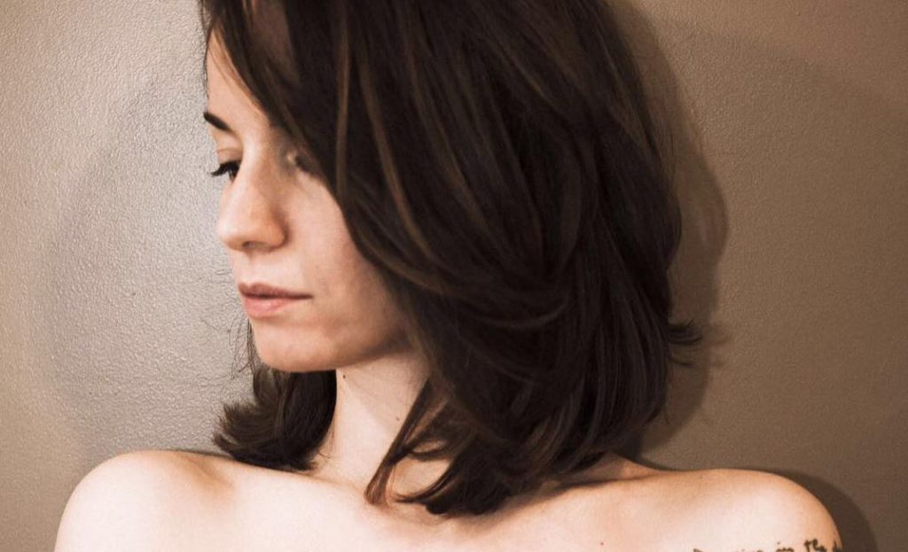 Andrea Delogu e quello scatto per ricordare che social e tv non sono la realtà