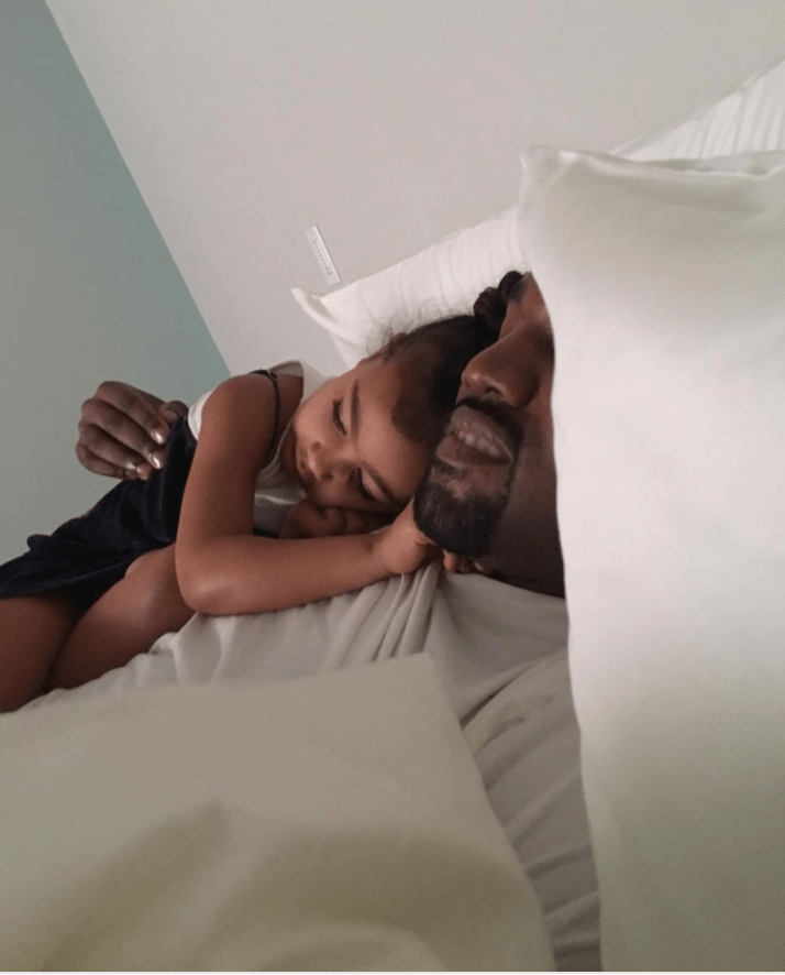 "Al migliore dei papà": da Beckham a Michelle Obama le parole più belle per il Father's Day