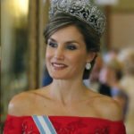 Bellezze reali: Kate con la tiara di Diana e Letizia di Spagna in abito rosso