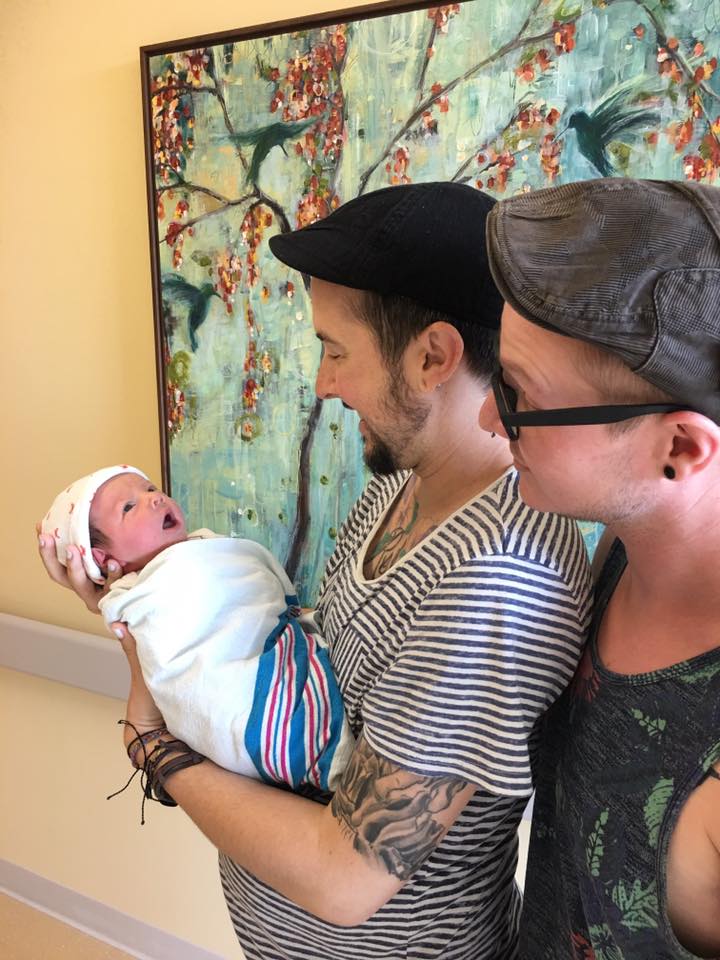"Sono un papà in dolce attesa": la storia di Trystan e Biff