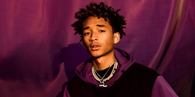 L'assoluta libertà di Jaden, figlio di Will Smith, cresciuto "senza genere" L'assoluta libertà di Jaden, figlio di Will Smith, cresciuto "senza genere"