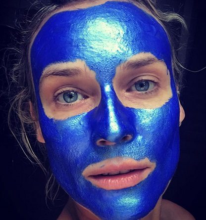 Le sopracciglia di Drew Barrymore e i consigli beauty delle star