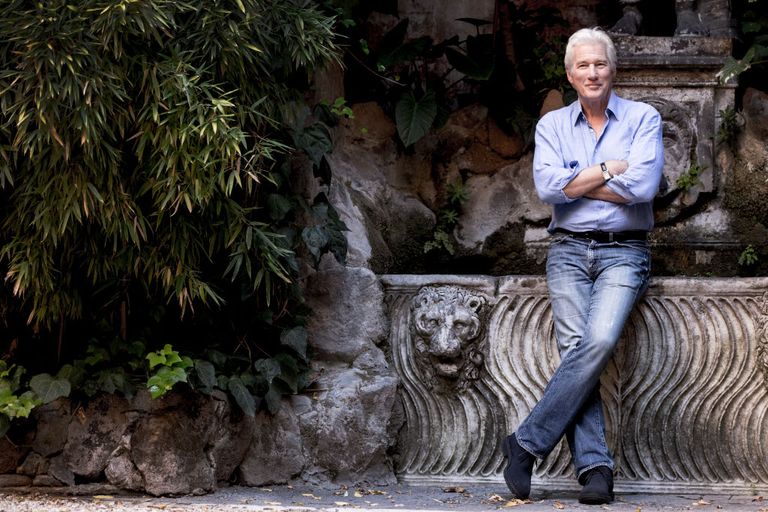 Richard Gere, la storia di un uomo oltre il sex symbol in 18 immagini