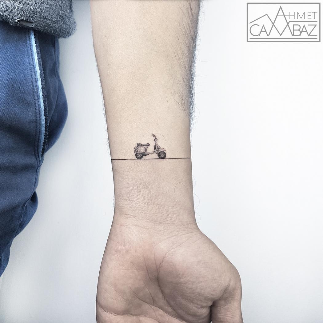 Micro tatuaggi: 16 piccolissimi capolavori di inchiostro sulla pelle