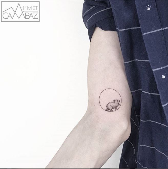 Micro tatuaggi: 16 piccolissimi capolavori di inchiostro sulla pelle