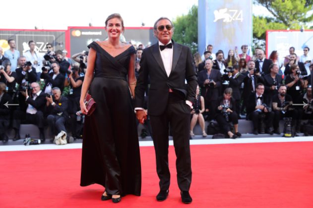 Festival del Cinema di Venezia 2017: Bianca Balti sul red carpet con l'abito low cost OVS