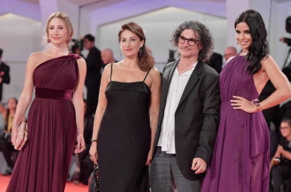 Festival di Venezia 2017: l'abito di Emma Marrone e gli outfit più belli