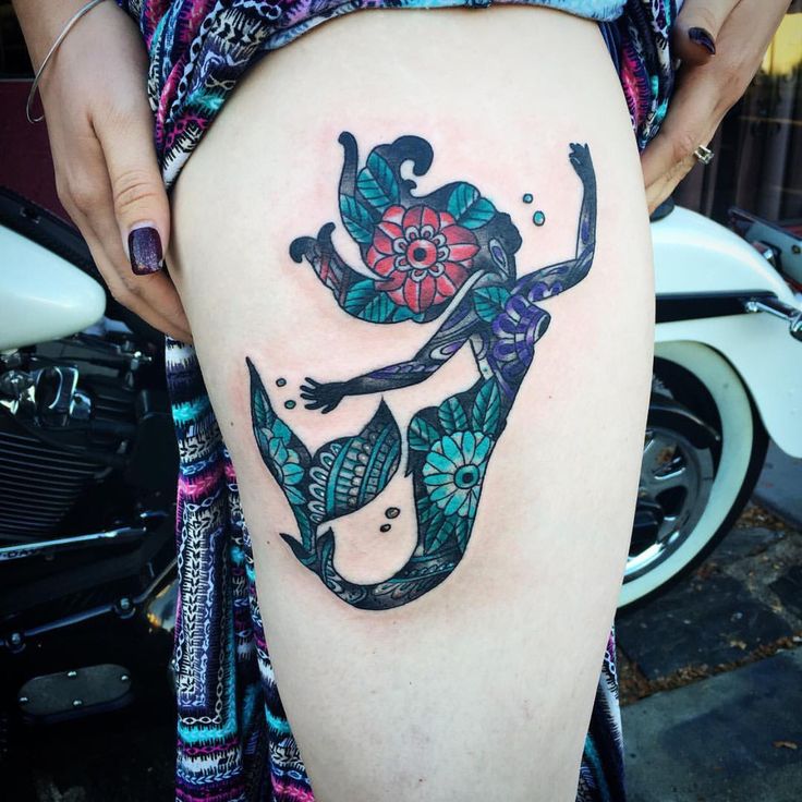 35 tatuaggi bellissimi per chi si sente una sirenetta