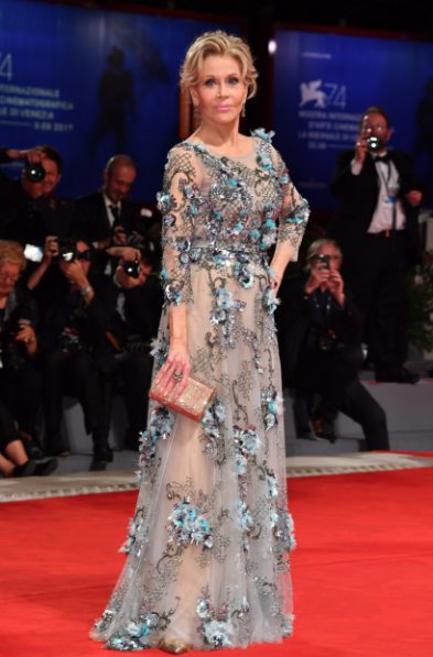 Festival di Venezia 2017: sul red carpet anche Chiara Ferragni con una "pancia sospetta"