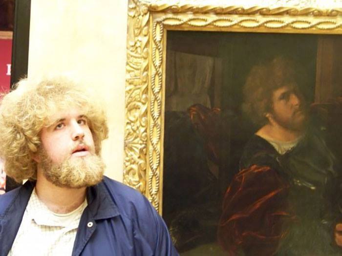 26 persone che al museo hanno scoperto la loro vita precedente