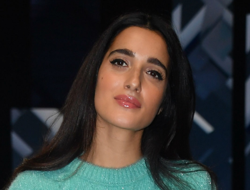 A lezioni di stile da Levante, il trucco e gli outfit del giudice glamour di X Factor