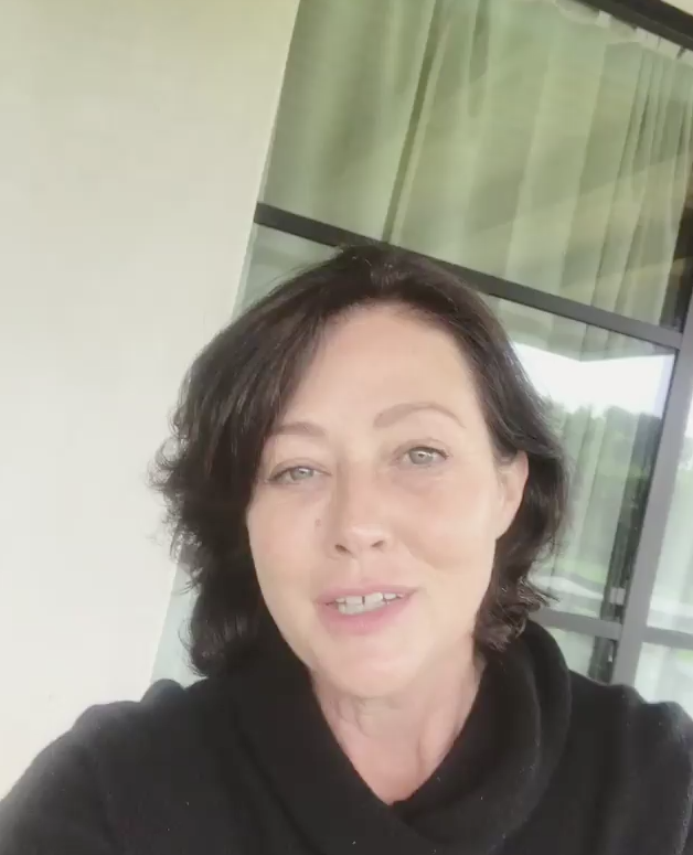 Shannen Doherty, il dolore e il coraggio della lotta contro il cancro