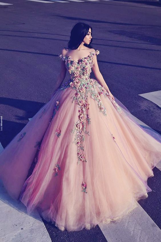 Abiti da sposa: le millennials preferiscono il rosa