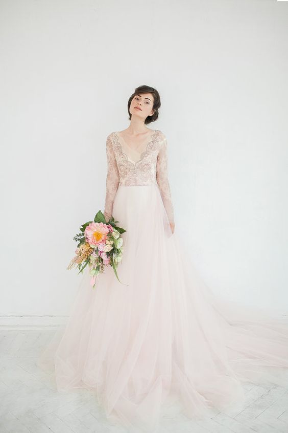 Abiti da sposa: le millennials preferiscono il rosa