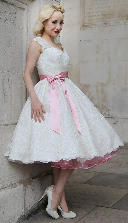 Abiti da sposa: le millennials preferiscono il rosa