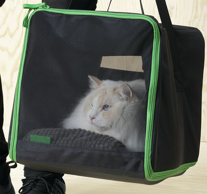 IKEA lancia una linea di mobili per cani e gatti