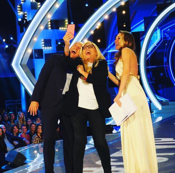 Tutti gli outfit di Ilary Blasi al GF Vip 2017: gli anni '80-90 sono tornati