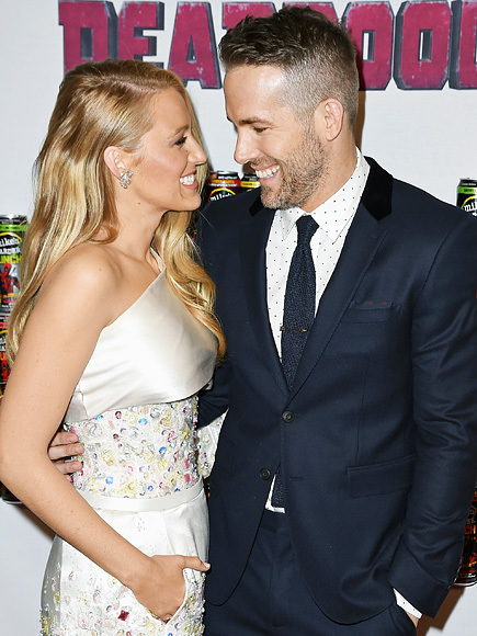 Ryan Reynolds: "Sarei felice di avere 9 femmine". Intanto siamo a tre