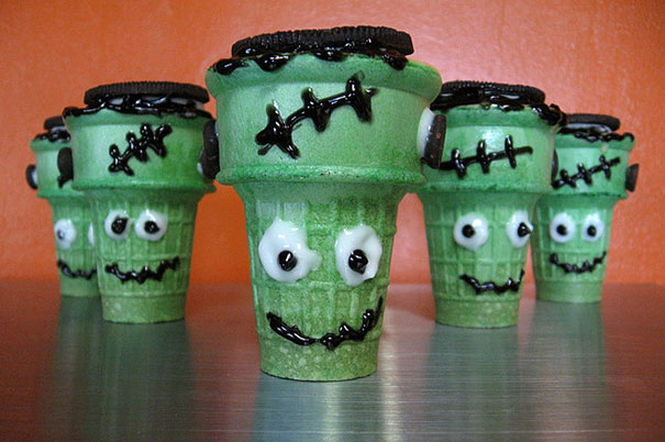 Halloween: 24 mostruose idee per bellissimi cupcake da brivido