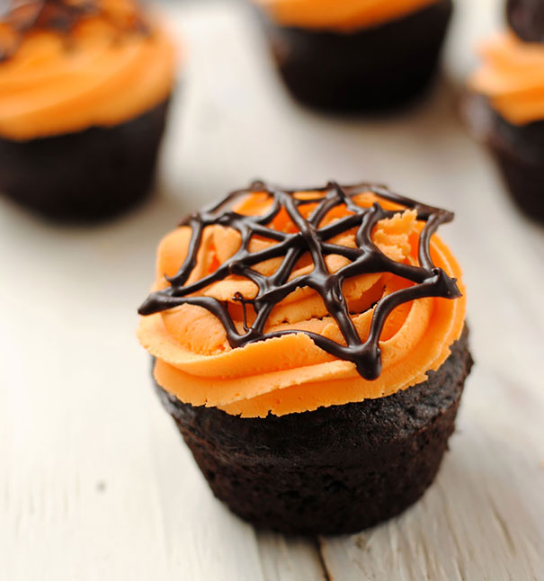 Halloween: 24 mostruose idee per bellissimi cupcake da brivido