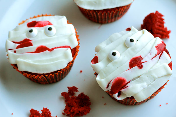 Halloween: 24 mostruose idee per bellissimi cupcake da brivido