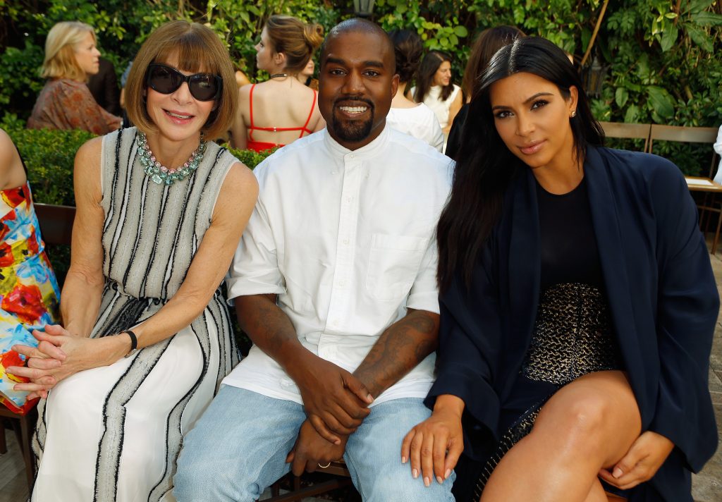 Il diavolo non veste solo Prada: 70 anni di moda in 30 scatti di Anna Wintour