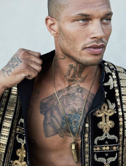 Jeremy Meeks, la nuova vita dell'ex detenuto: il divorzio e la rabbia della madre di una vittima