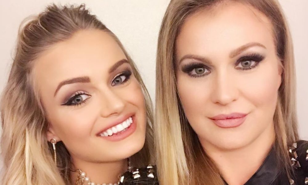 Eva Henger e Mercedesz Henger: dal bullismo allo scherzo "Mamma, voglio fare l'attrice porno"