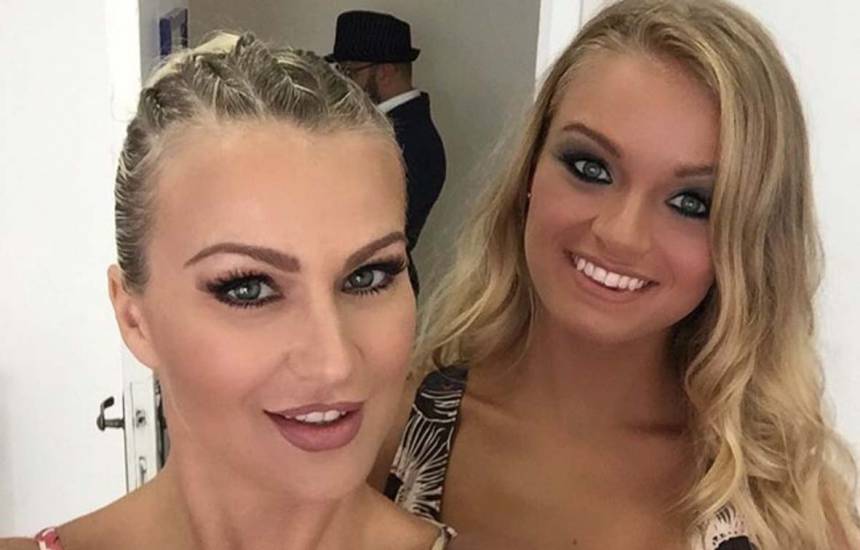 Eva Henger e Mercedesz Henger: dal bullismo allo scherzo "Mamma, voglio fare l'attrice porno"