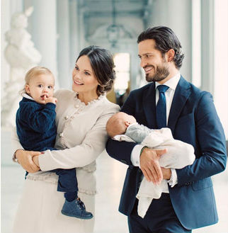 Piccole principesse e piccoli principi crescono: i baby reali nel mondo