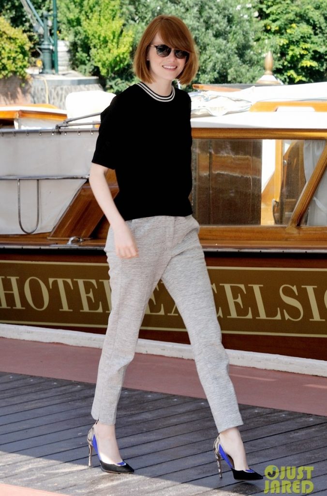 A lezione di stile da Emma Stone: 20 outfit e trucchi da copiare