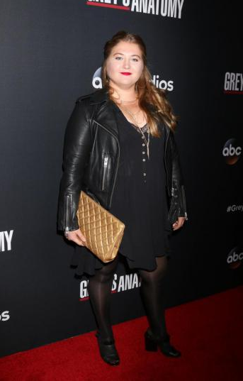 300 puntate di Grey's Anatomy: i medici in abito da sera al party
