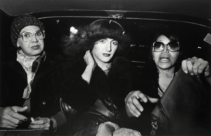 Tassista di New York fotografa per 20 anni i suoi clienti