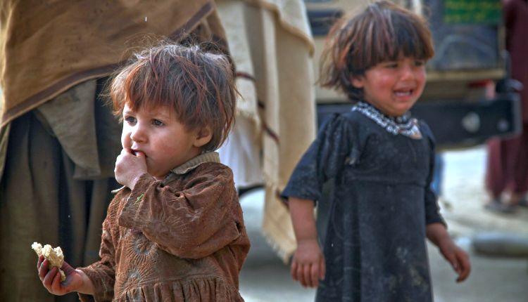 Bambini in guerra: alcuni tentano il suicidio, 1 su 4 ha problemi di salute mentale