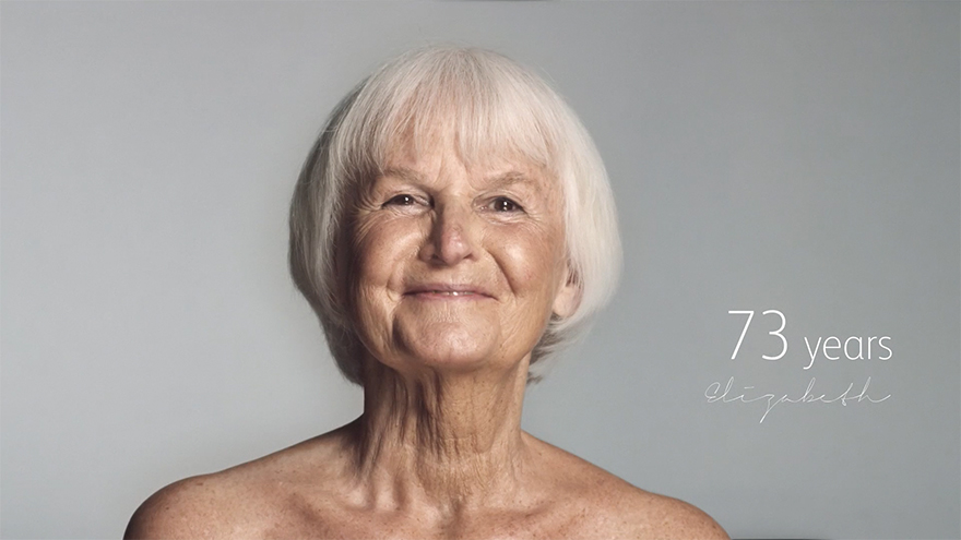 Un'intera vita (e la bellezza senza filtri di una donna) in 60 secondi