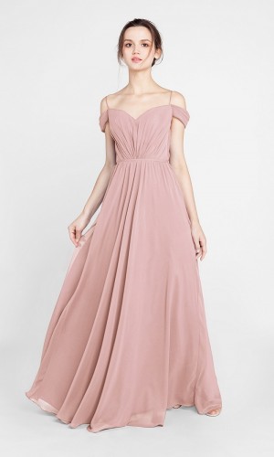 Il colore del vestito da sposa 2018 è il "rosa nostalgia"