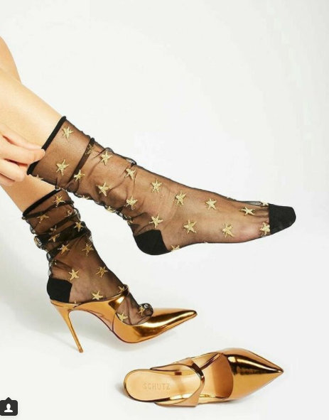Tulle socks: i 15 calzini in tulle più belli per la primavera 2018
