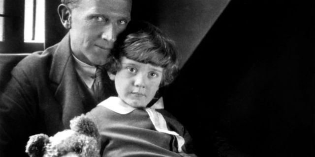 La vera e drammatica storia da cui è nato Winnie The Pooh La vera e drammatica storia da cui è nato Winnie The Pooh