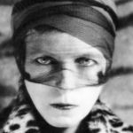 Nancy Clare Cunard, la scrittrice "più bella del mondo" che arrivò a pesare 27 chili