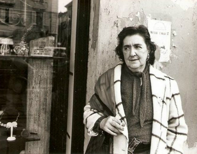 Cosa scriveva Alda Merini sul "muro degli angeli" della propria camera
